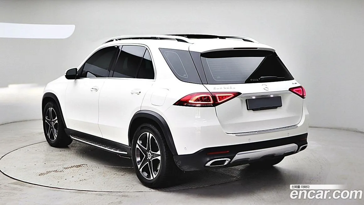 Mercedes-Benz GLE-Class — фото 2