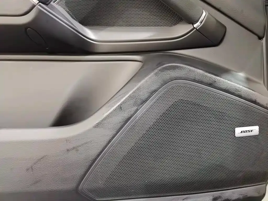 Porsche Cayenne Hybrid — фото 10