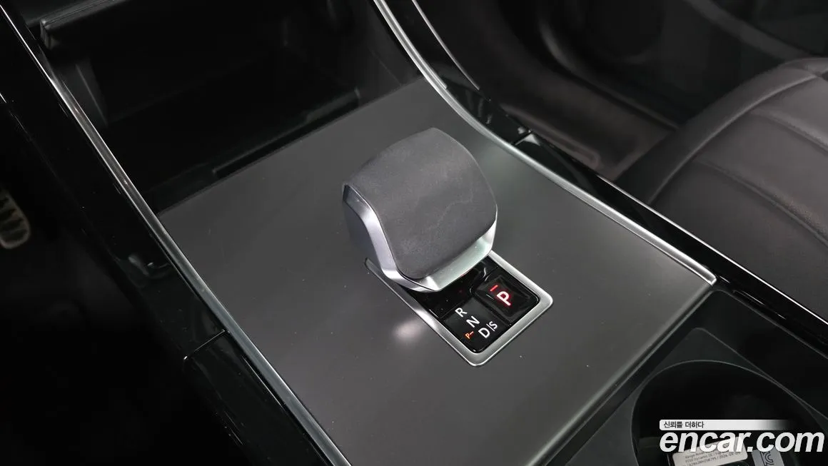 Land Rover Range Rover Evoque 2024 из KR, фото 6
