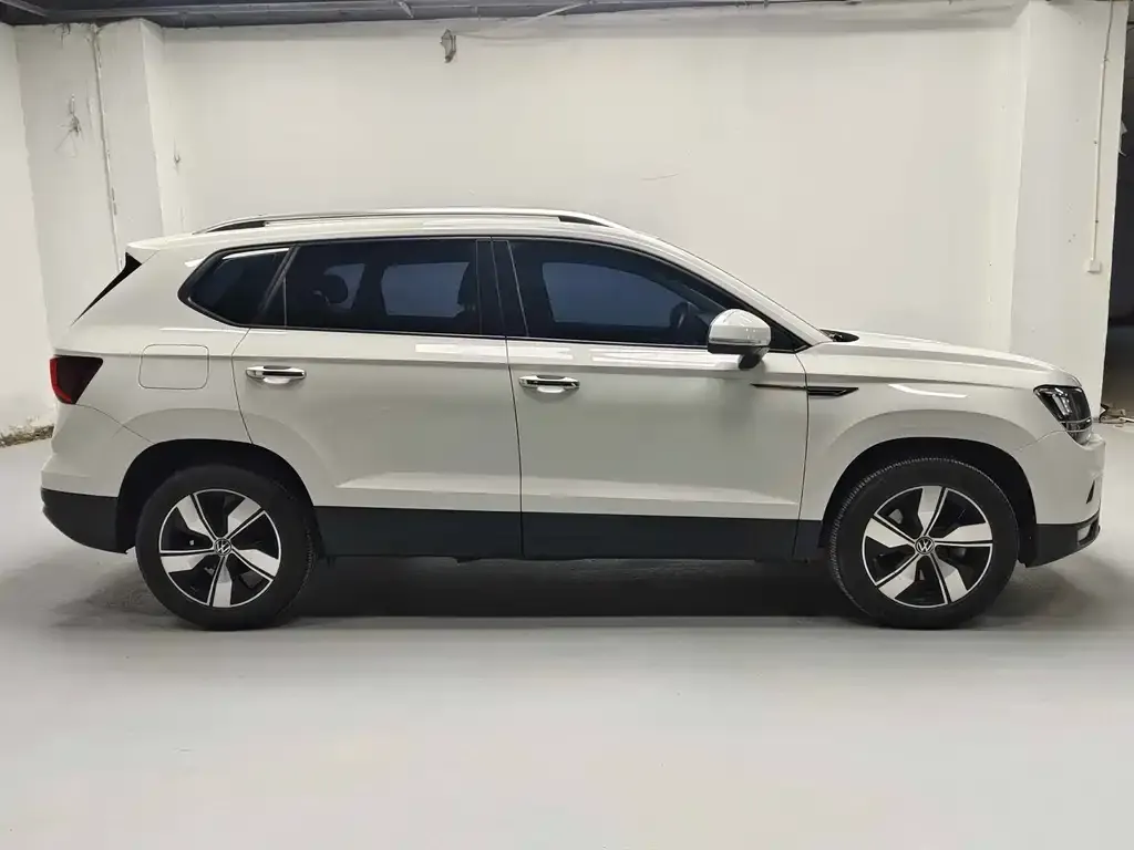 Volkswagen Tharu 2021 из CN, фото 3