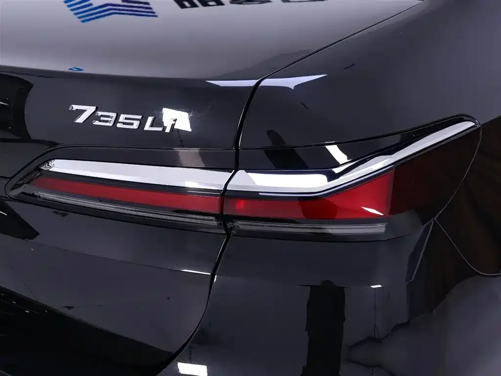 BMW 7 Series 2024 из CN, фото 7