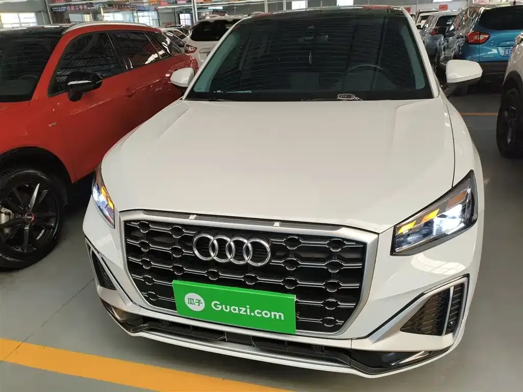 Audi Q2L 2023 из CN, фото 6