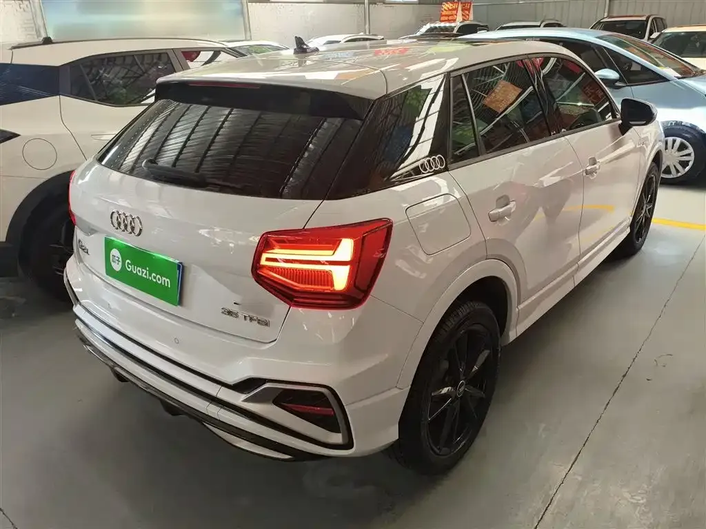 Audi Q2L 2023 из CN, фото 10