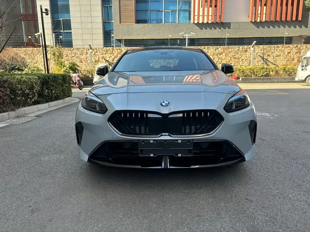 BMW 2 Series 2025 из CN, фото 9