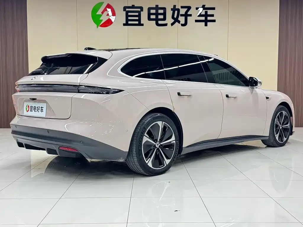 NIO ET5T 2024 из CN, фото 5