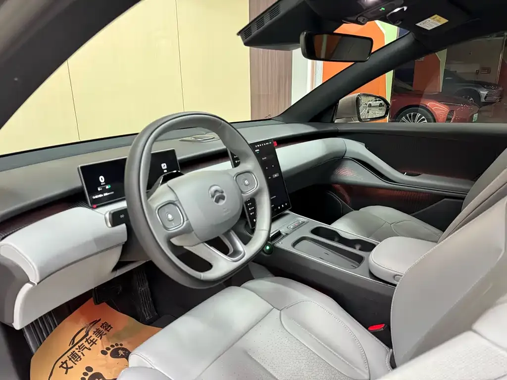 NIO ET5T 2024 из CN, фото 6
