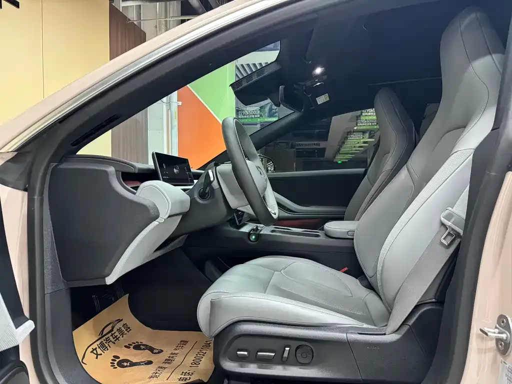 NIO ET5T 2024 из CN, фото 9