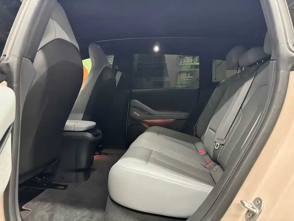 NIO ET5T 2024 из CN, фото 7