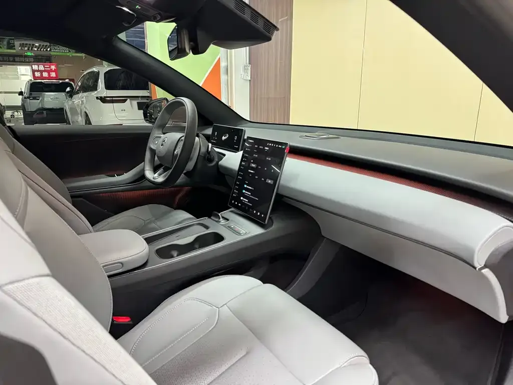 NIO ET5T 2024 из CN, фото 8