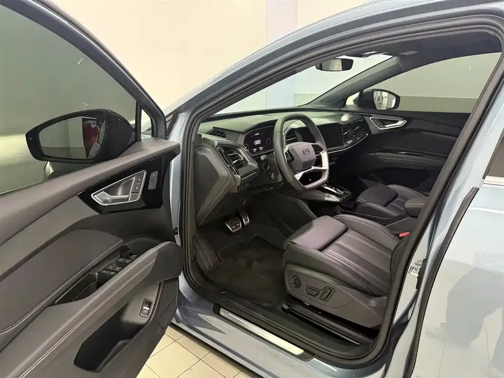Audi Q4 e-tron 2025 из CN, фото 5