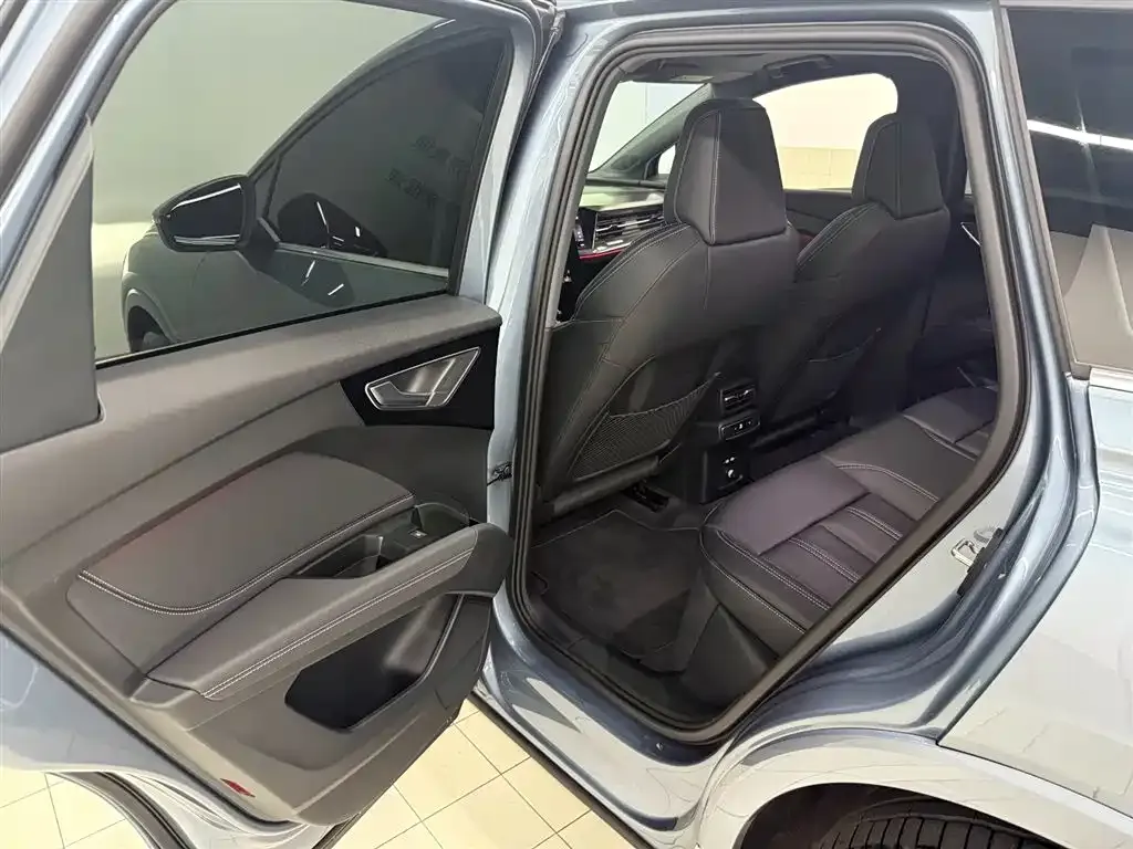 Audi Q4 e-tron 2025 из CN, фото 10