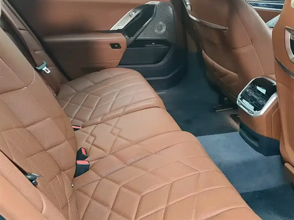 BMW M760Le 2024 из CN, фото 9