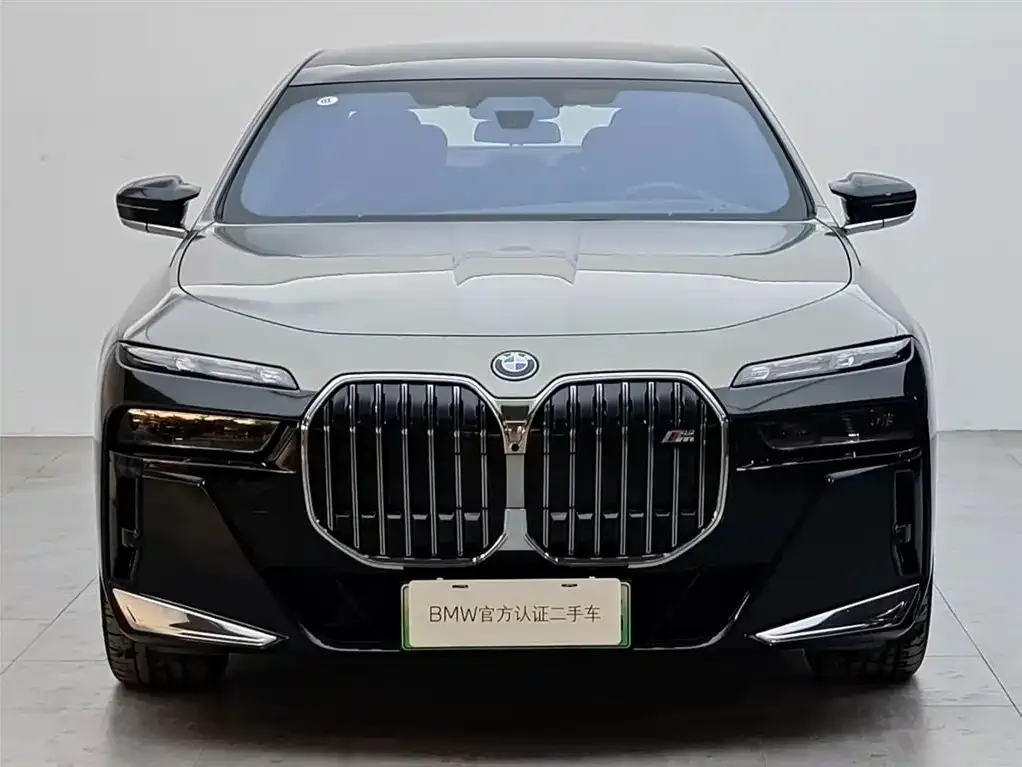 BMW M760Le 2024 из CN, фото 7