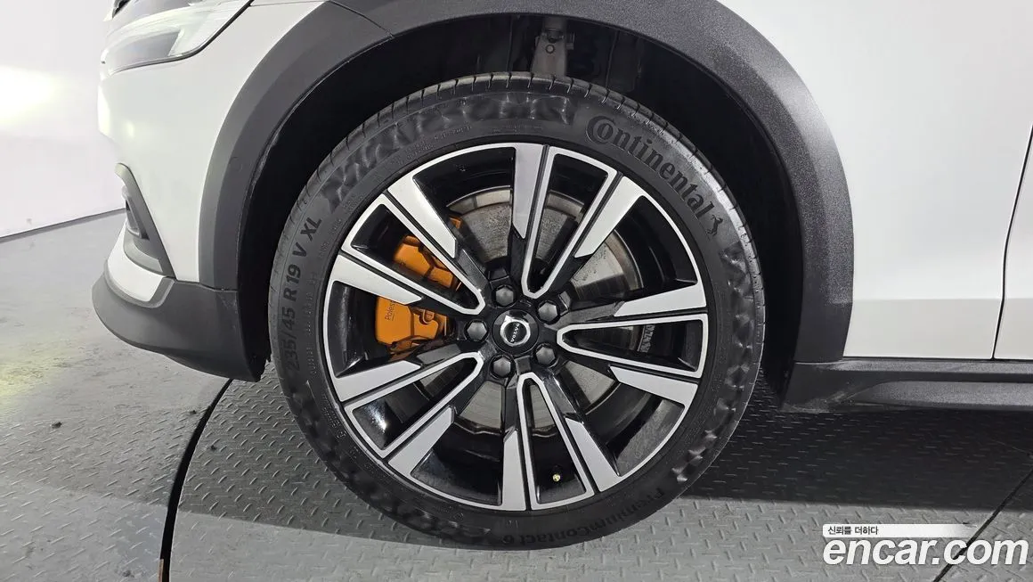 Volvo V60 2023 из KR, фото 8
