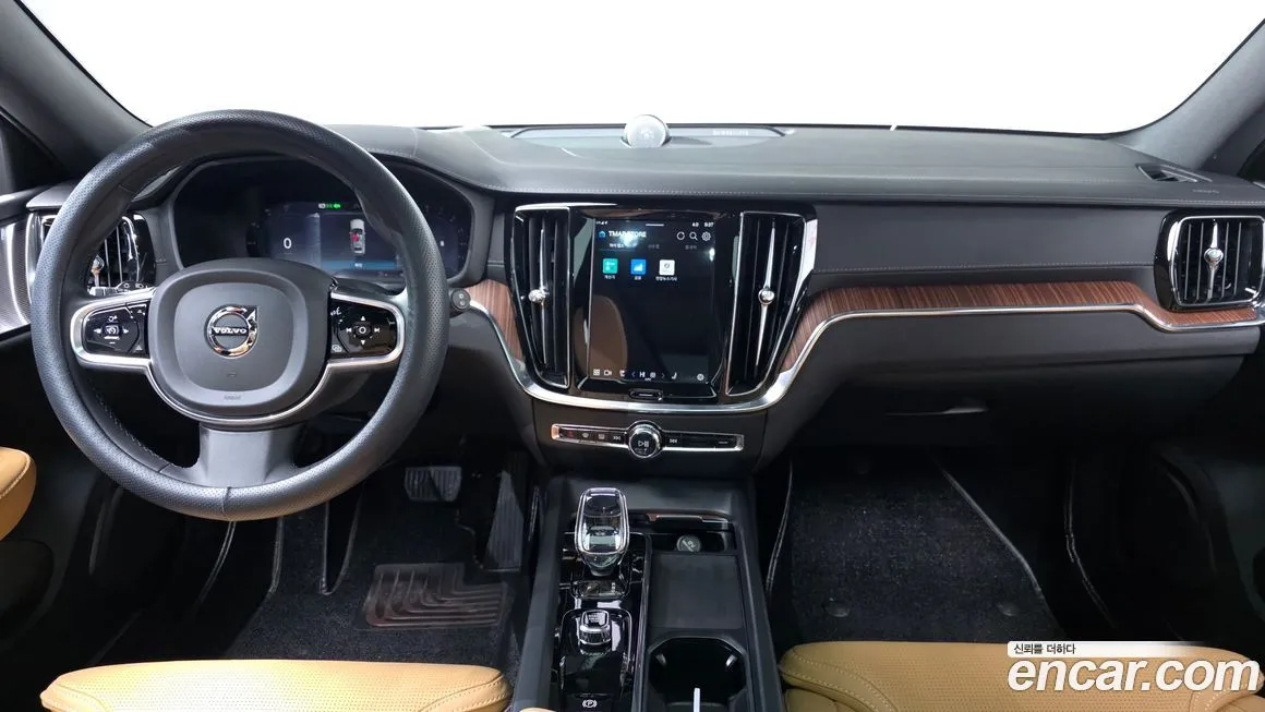 Volvo V60 2023 из KR, фото 3