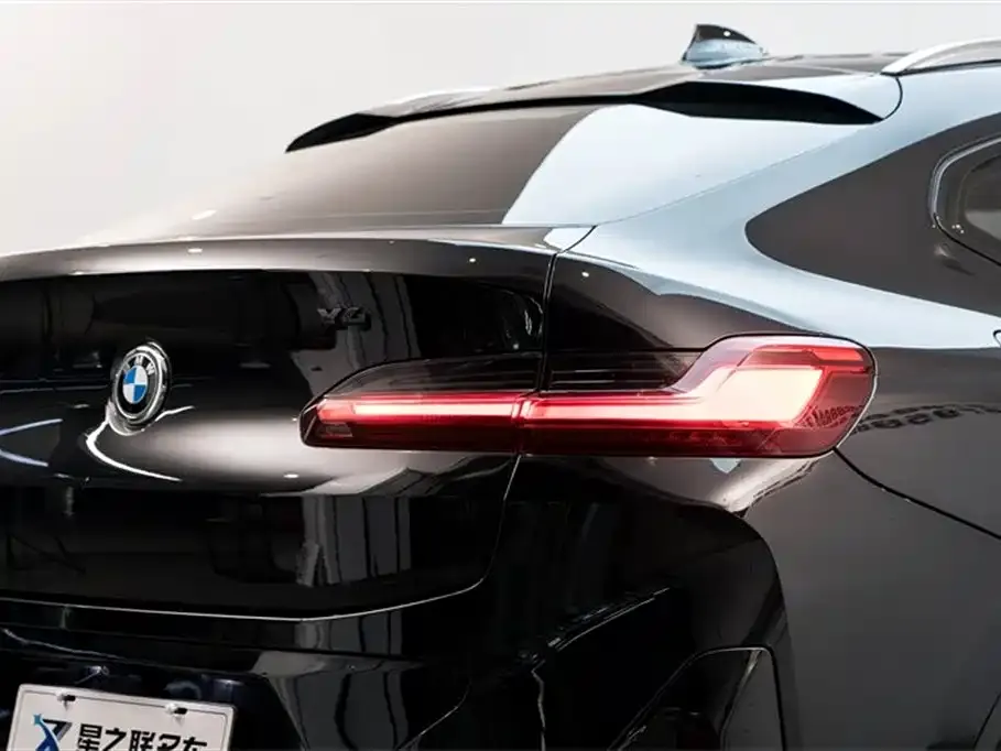 BMW X4 — фото 9