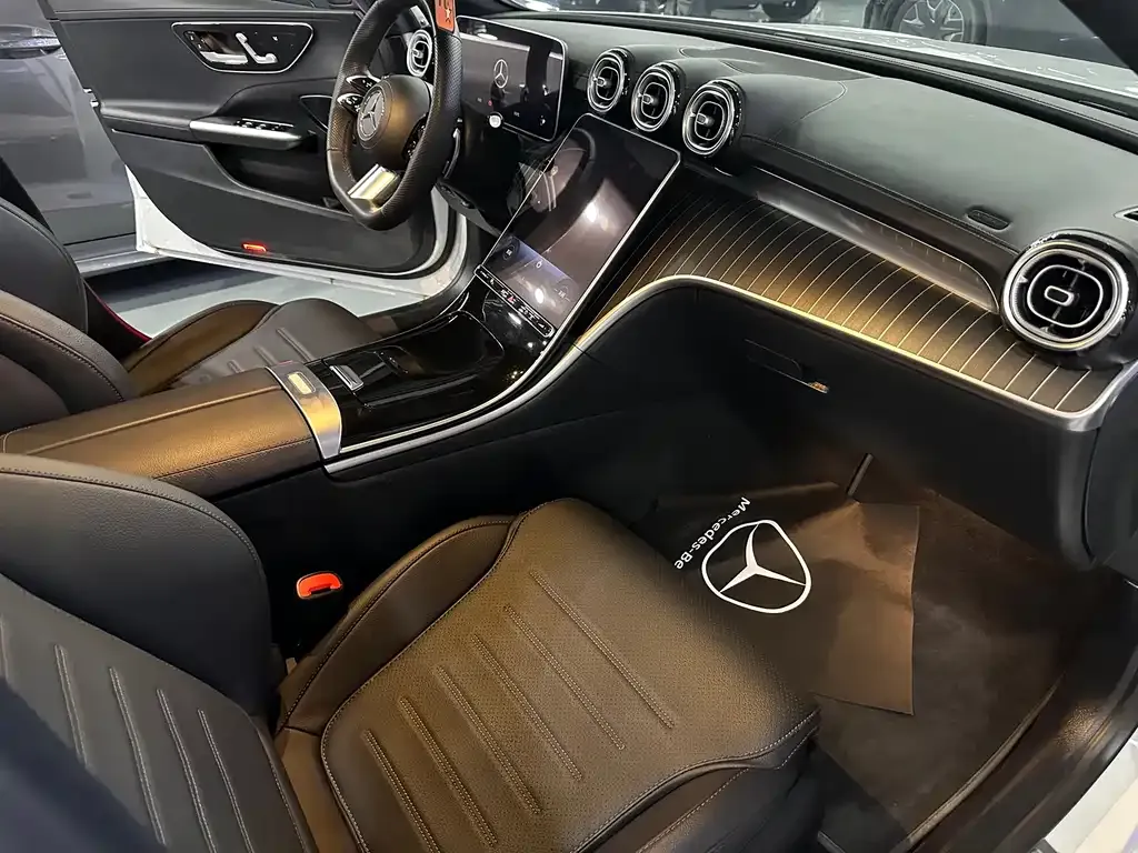 Mercedes-Benz C-Class — фото 10