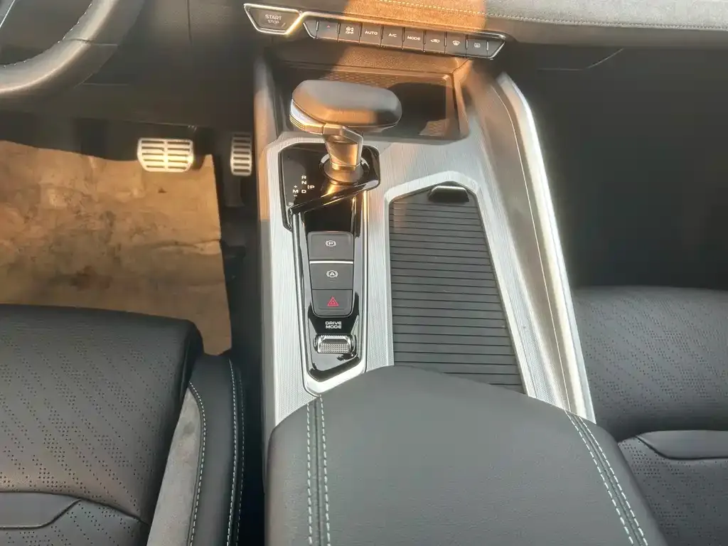 Geely Xingrui 2022 из CN, фото 8