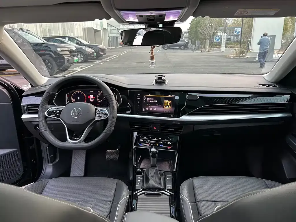 Volkswagen Passat — фото 5