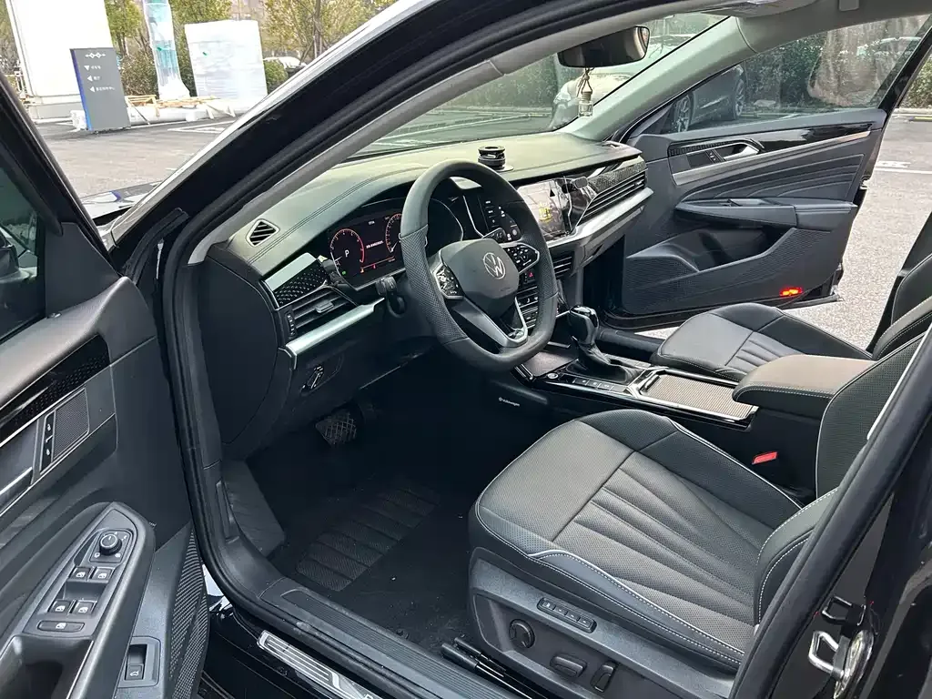 Volkswagen Passat — фото 6