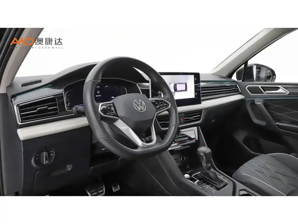 Volkswagen Tiguan L — фото 5