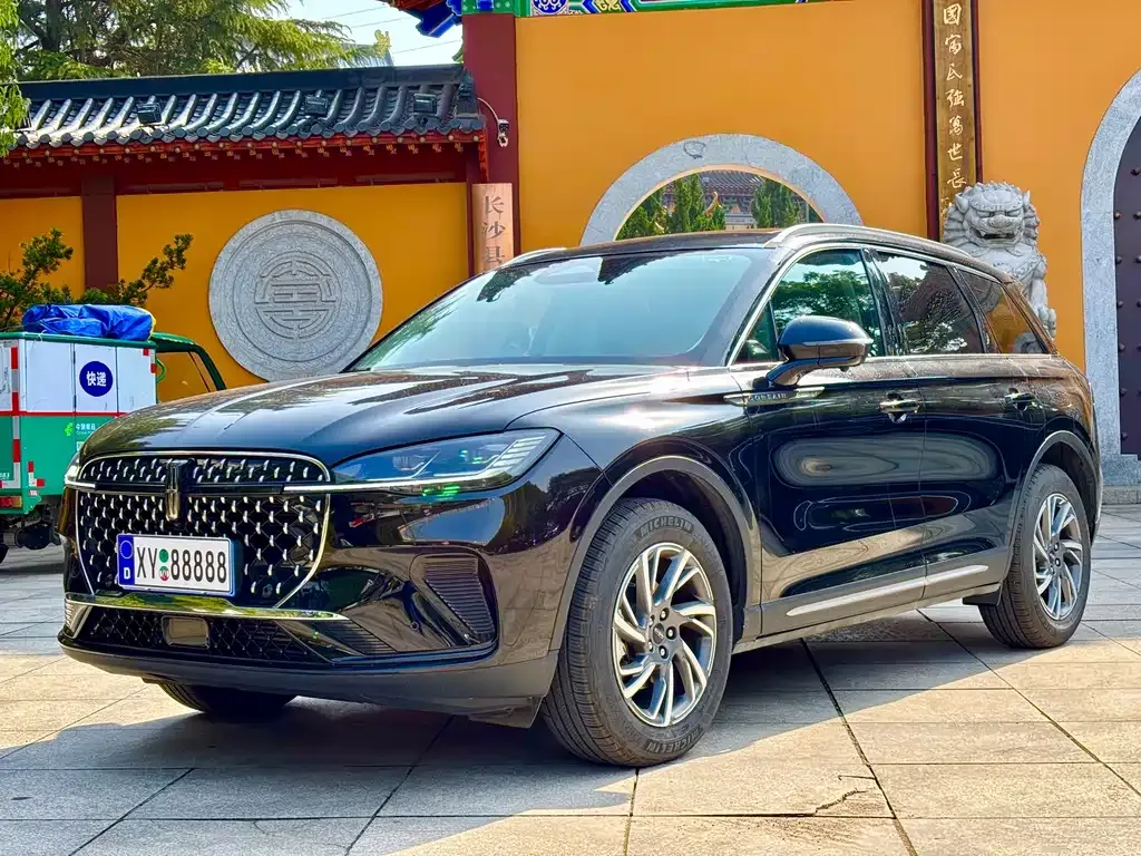 Lincoln Corsair 2025 из CN, фото 1