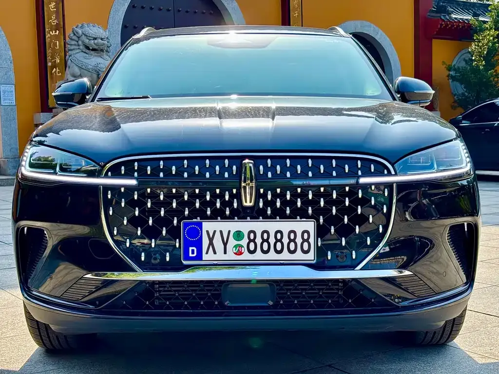 Lincoln Corsair 2025 из CN, фото 8