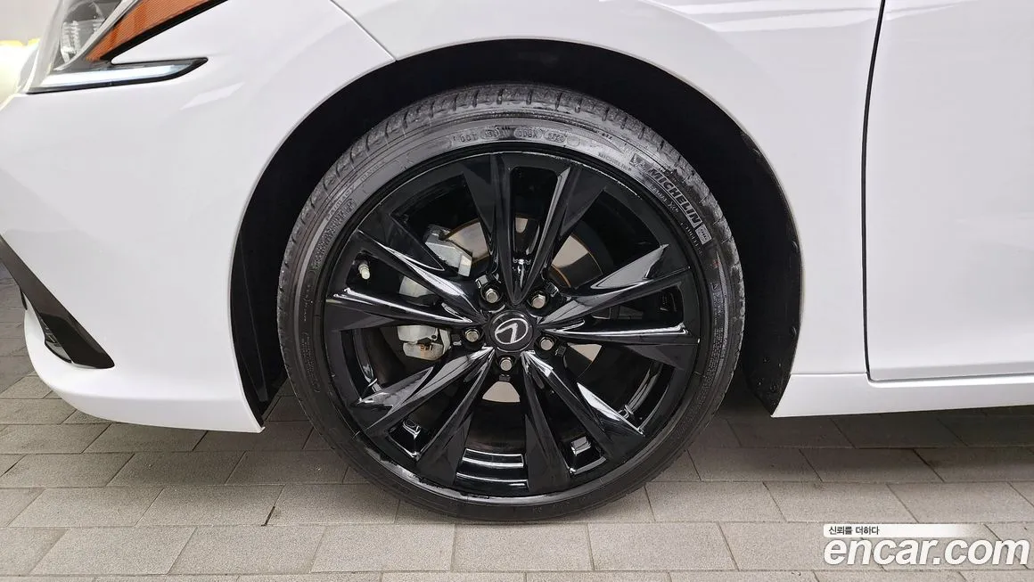 Lexus ES 2024 из KR, фото 7