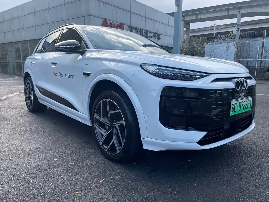 Audi Q6L e-tron — фото 9