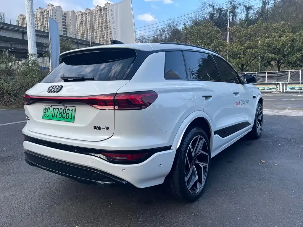 Audi Q6L e-tron — фото 7
