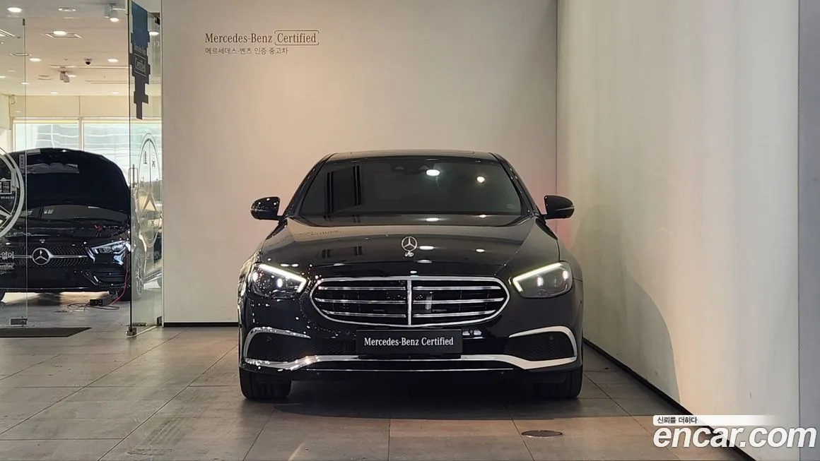 Mercedes-Benz E-Class 2022 из KR, фото 2