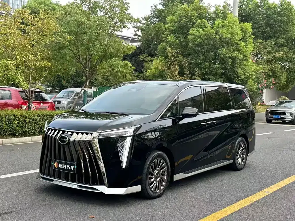 GAC Motor Trumpchi M8 — фото 1