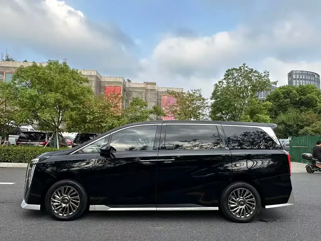 GAC Motor Trumpchi M8 — фото 3