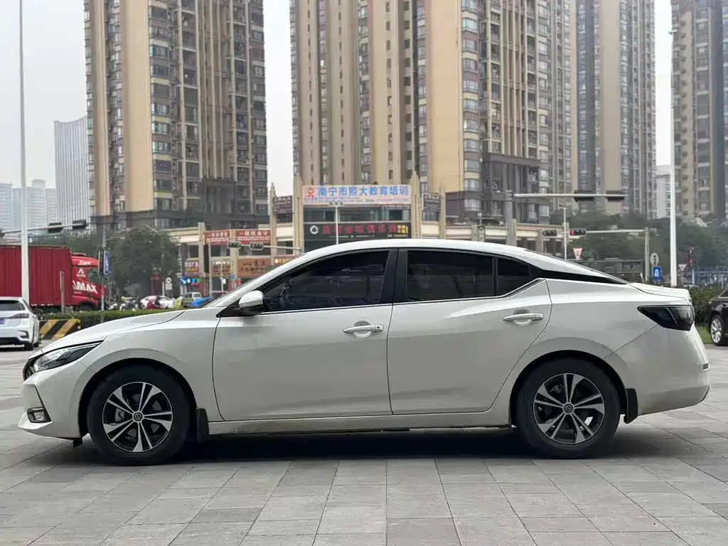 Nissan Sylphy 2023 из CN, фото 7