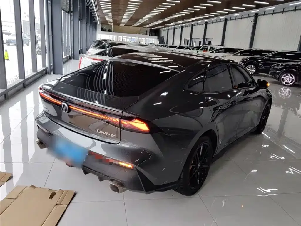 Changan UNI-V 2022 из CN, фото 5