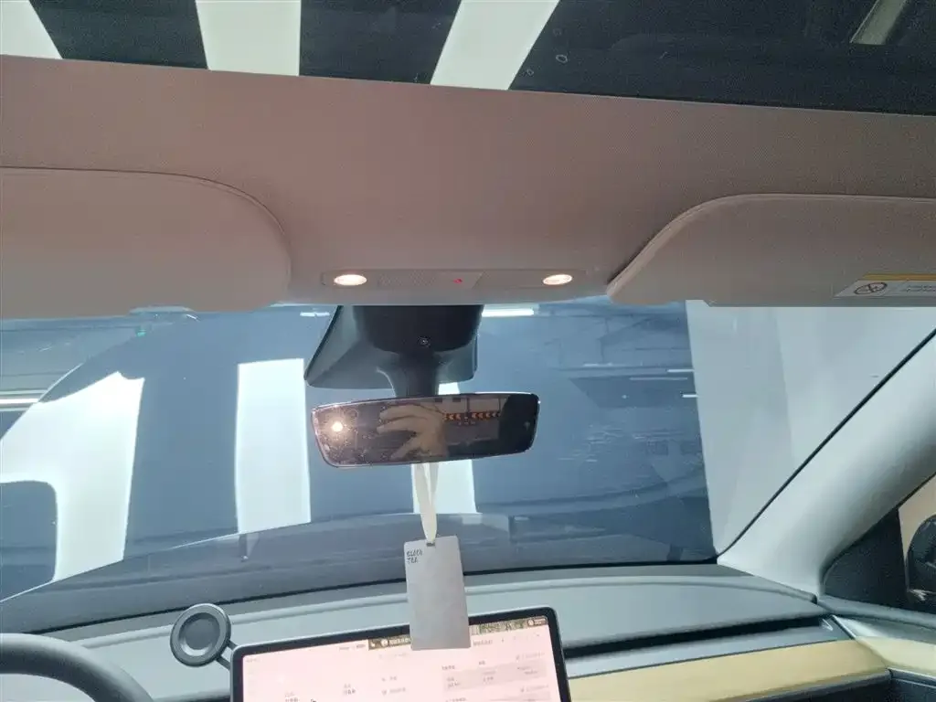 Tesla Model Y 2022 из CN, фото 8
