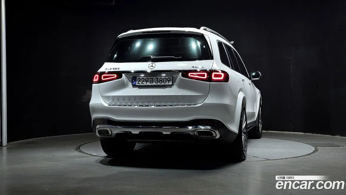 Mercedes-Benz GLS-Class — фото 2