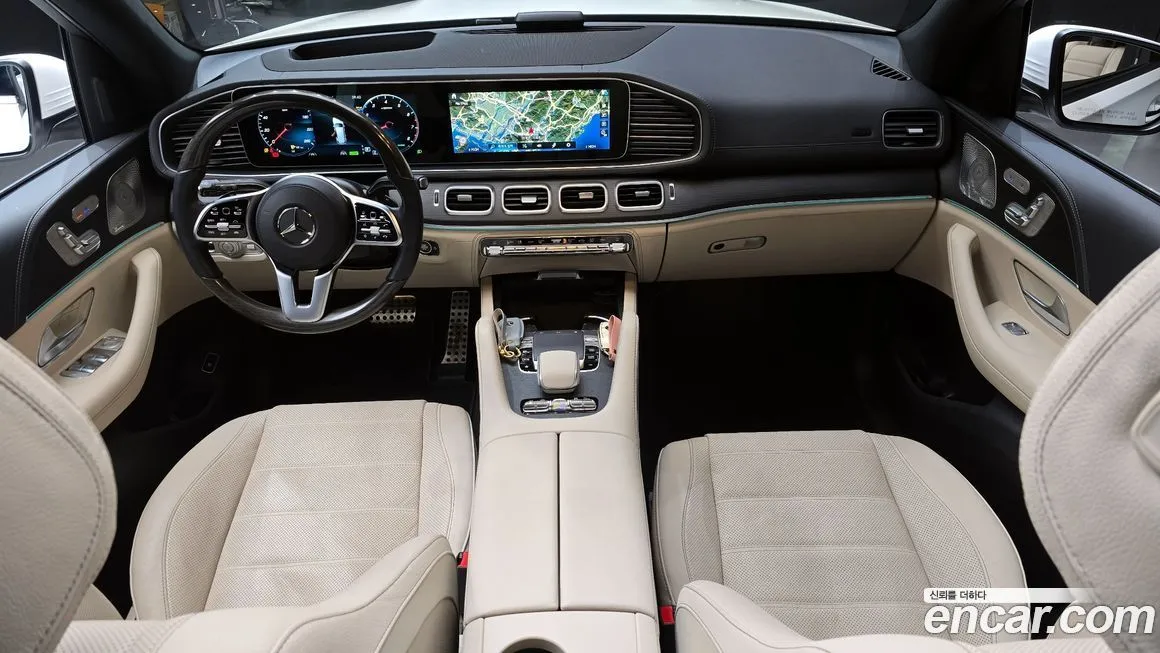 Mercedes-Benz GLS-Class — фото 7
