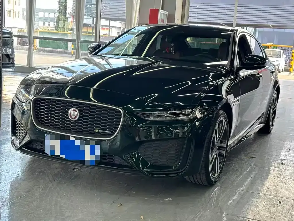 Jaguar XEL — фото 1
