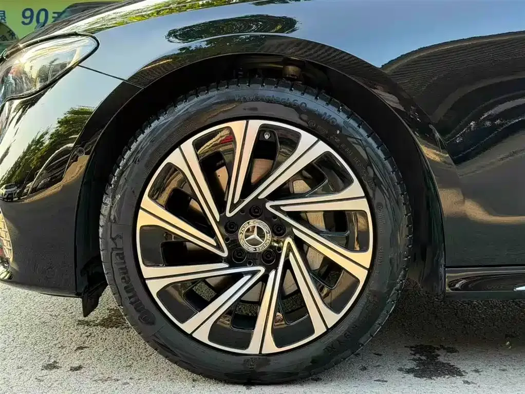 Mercedes-Benz E-Class 2024 из CN, фото 2
