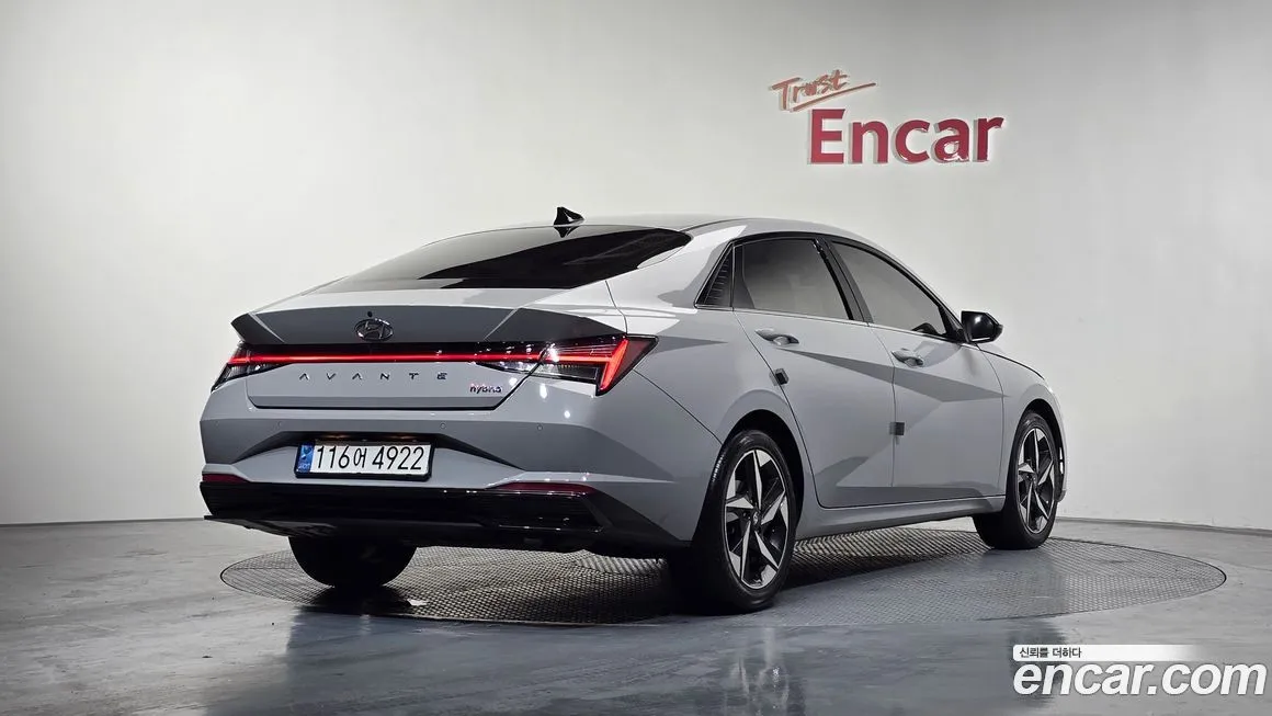 Hyundai AVANTE — фото 3