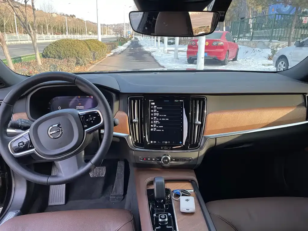Volvo S90 — фото 3