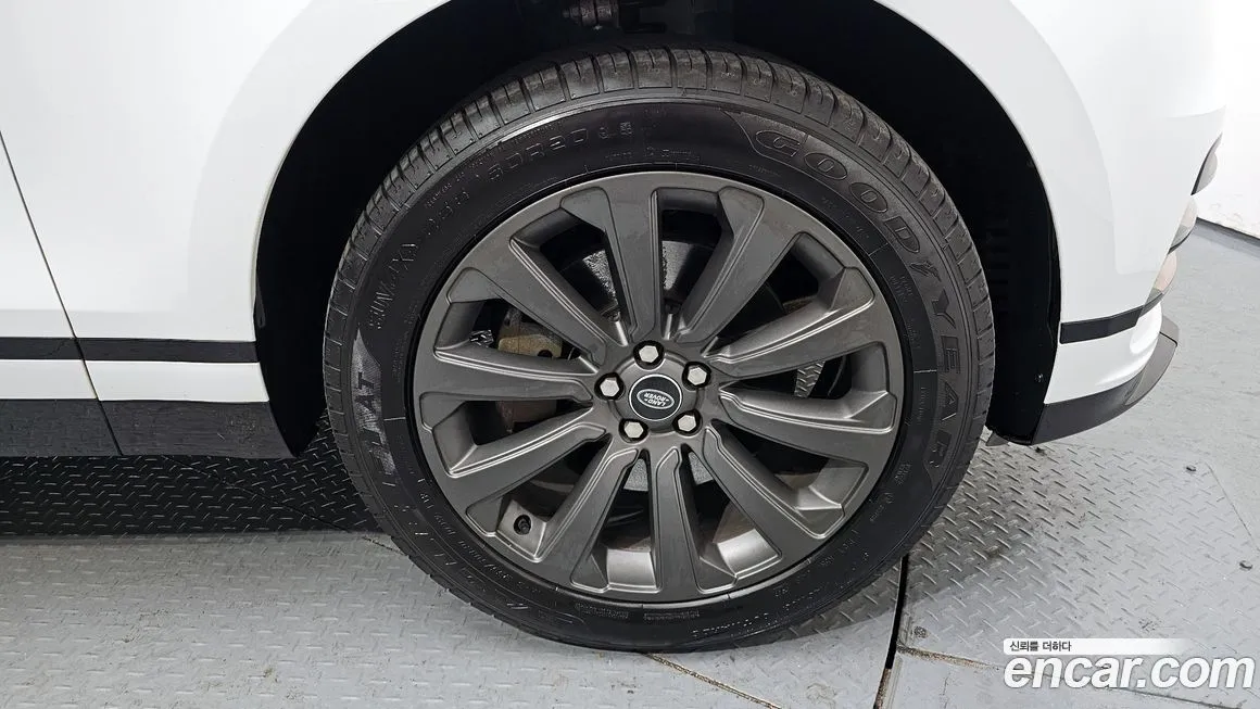 Land Rover Range Rover Velar 2023 из KR, фото 9