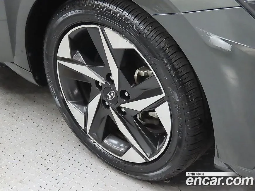 Hyundai AVANTE — фото 6