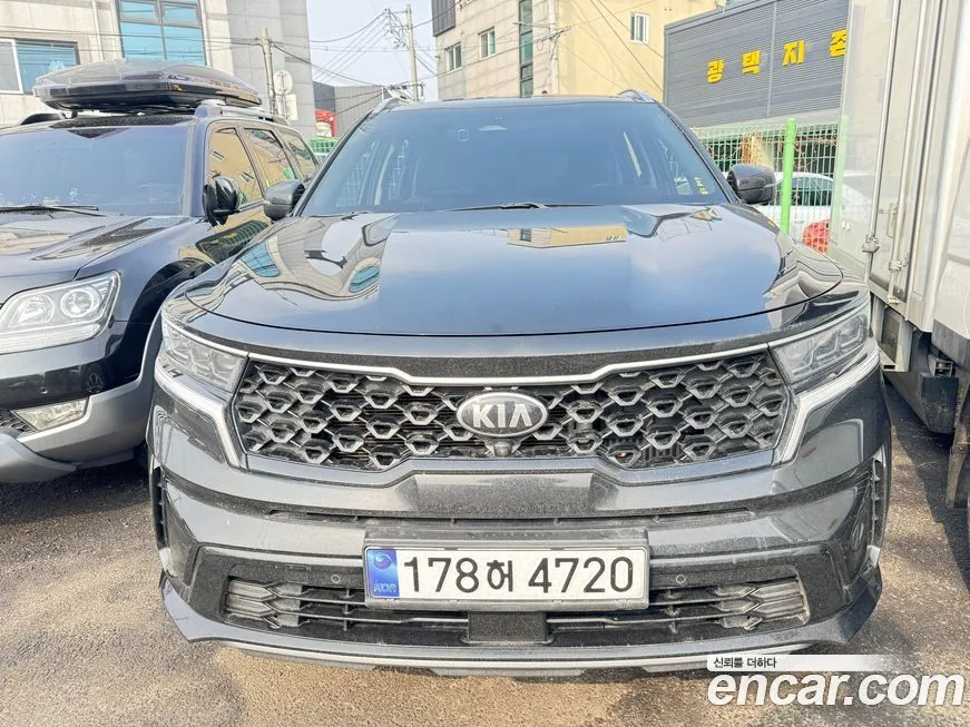 Kia Sorento — фото 1