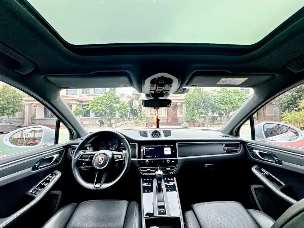 Porsche Macan 2022 из CN, фото 4