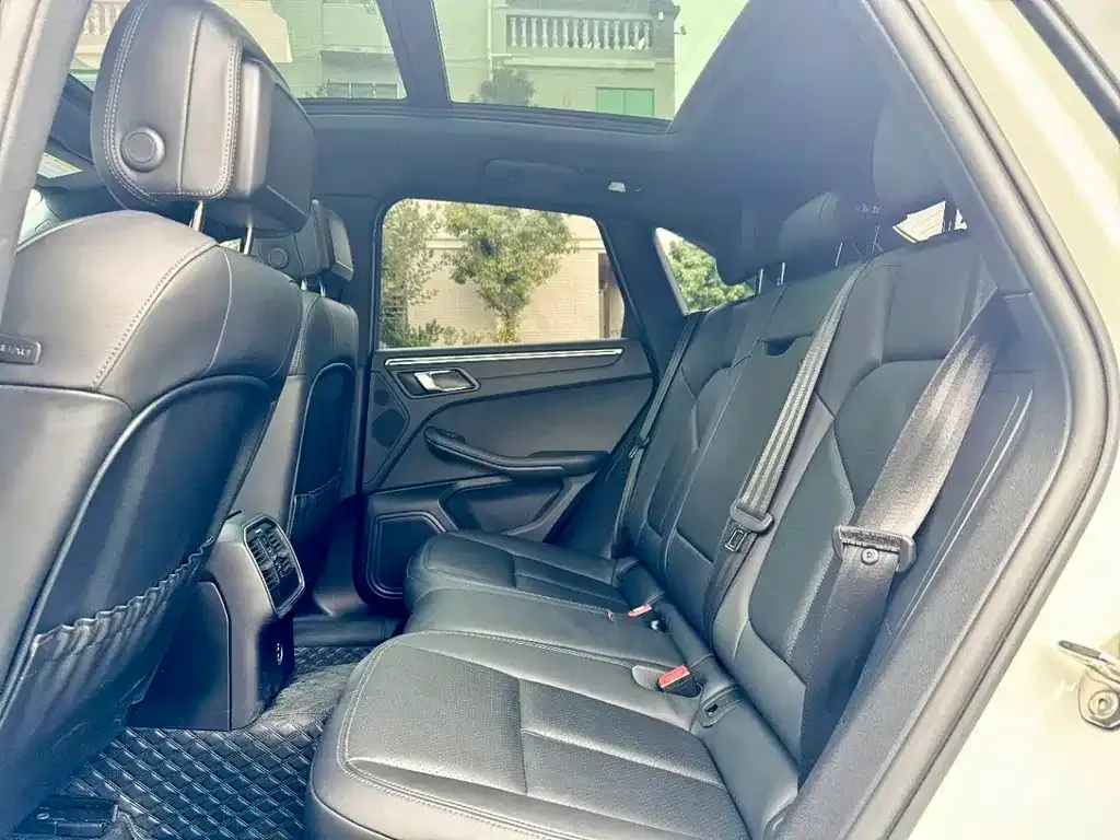 Porsche Macan 2022 из CN, фото 5