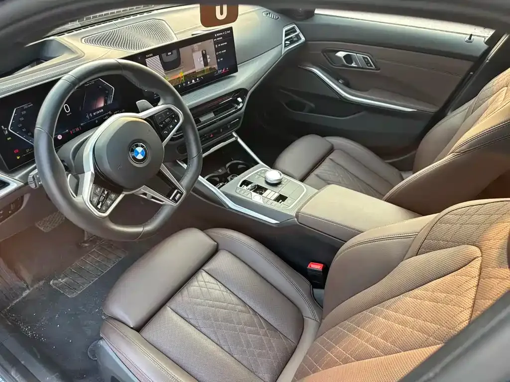 BMW 3 Series 2025 из CN, фото 10