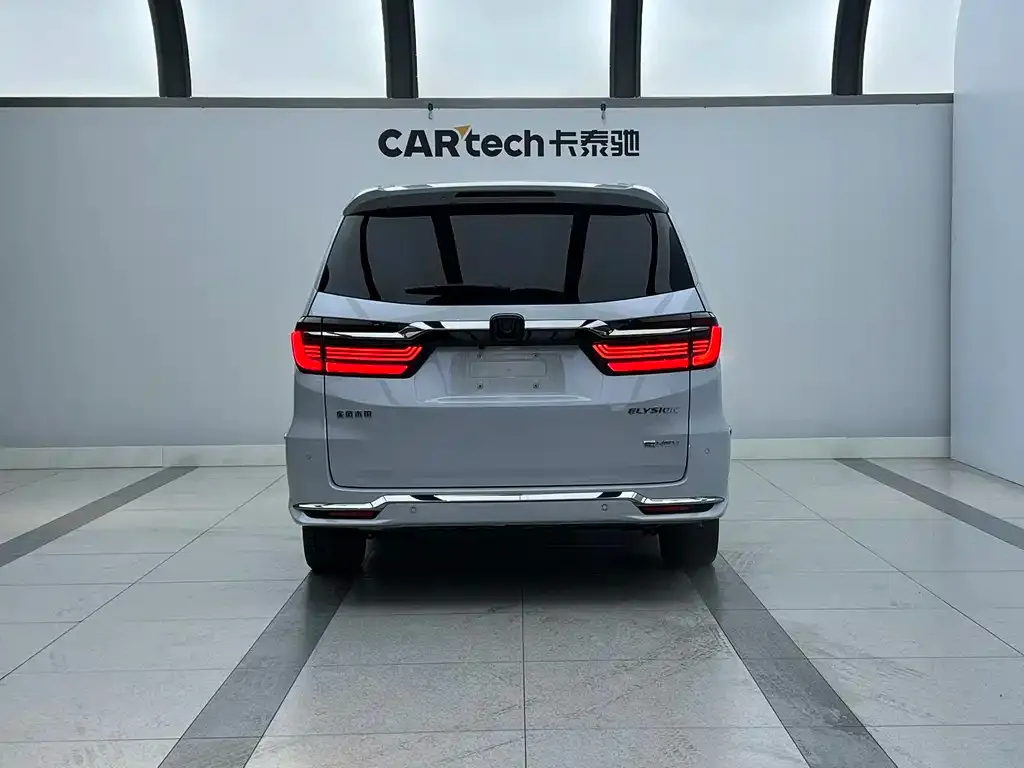 Honda Elysion 2024 из CN, фото 2