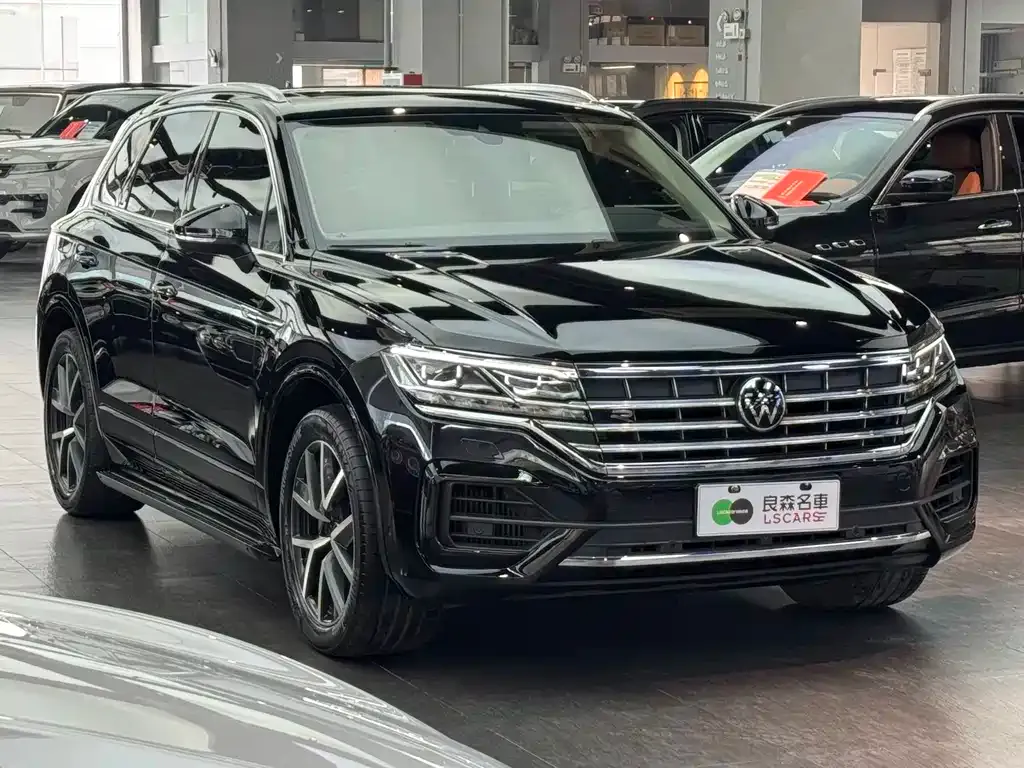Volkswagen Touareg 2022 из CN, фото 8